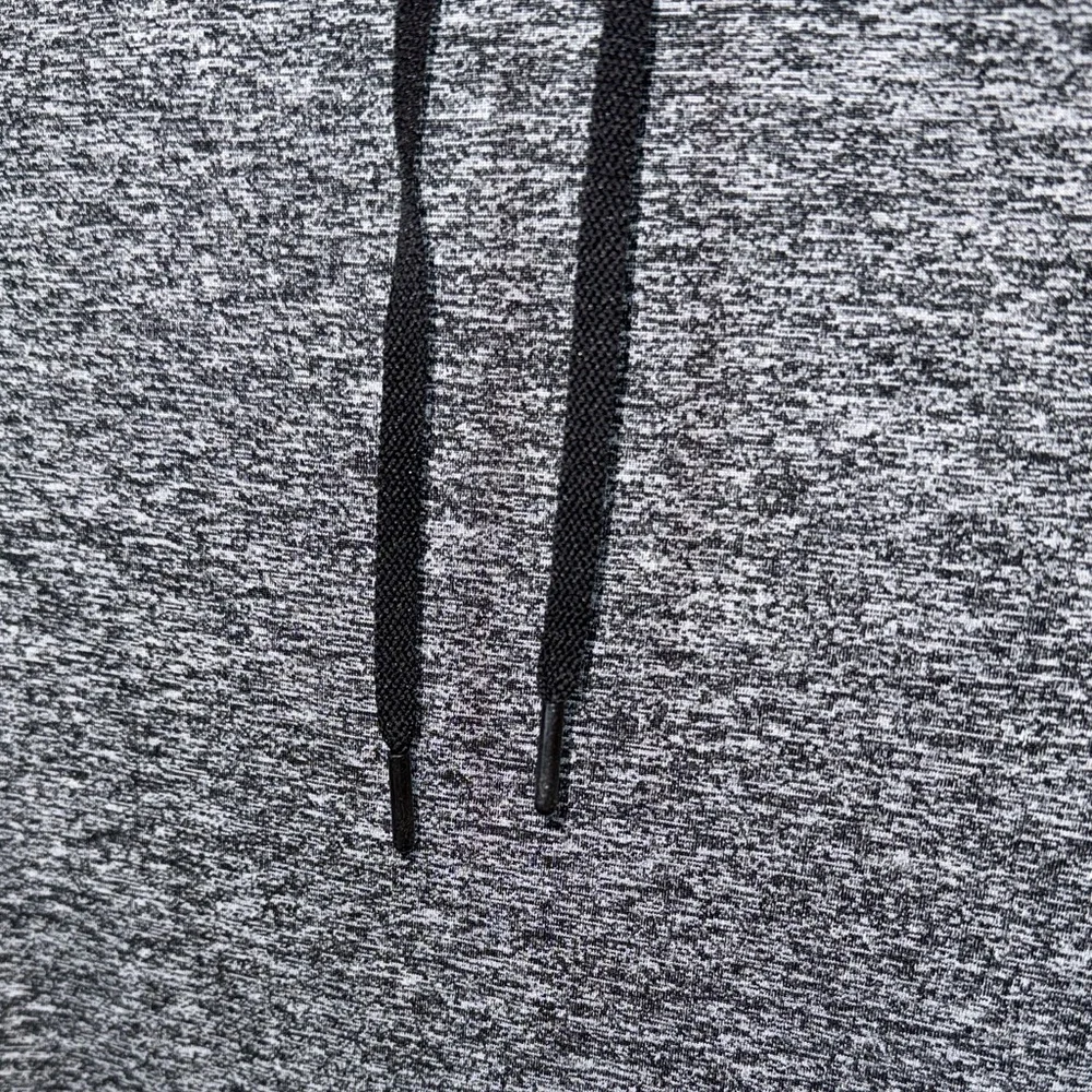 Under Armour Heat Gear Hoodie - Picture 7 of 9